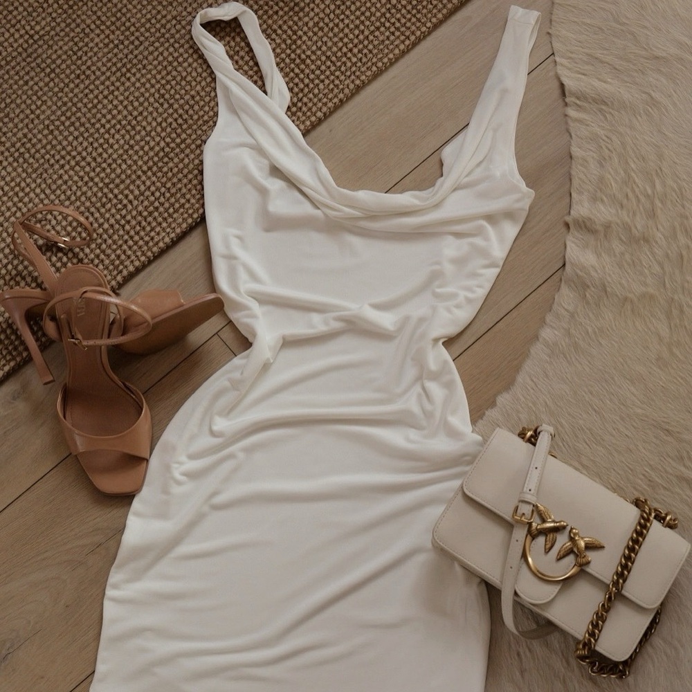 Meshki White Backless Dress - Picture 1 of 3